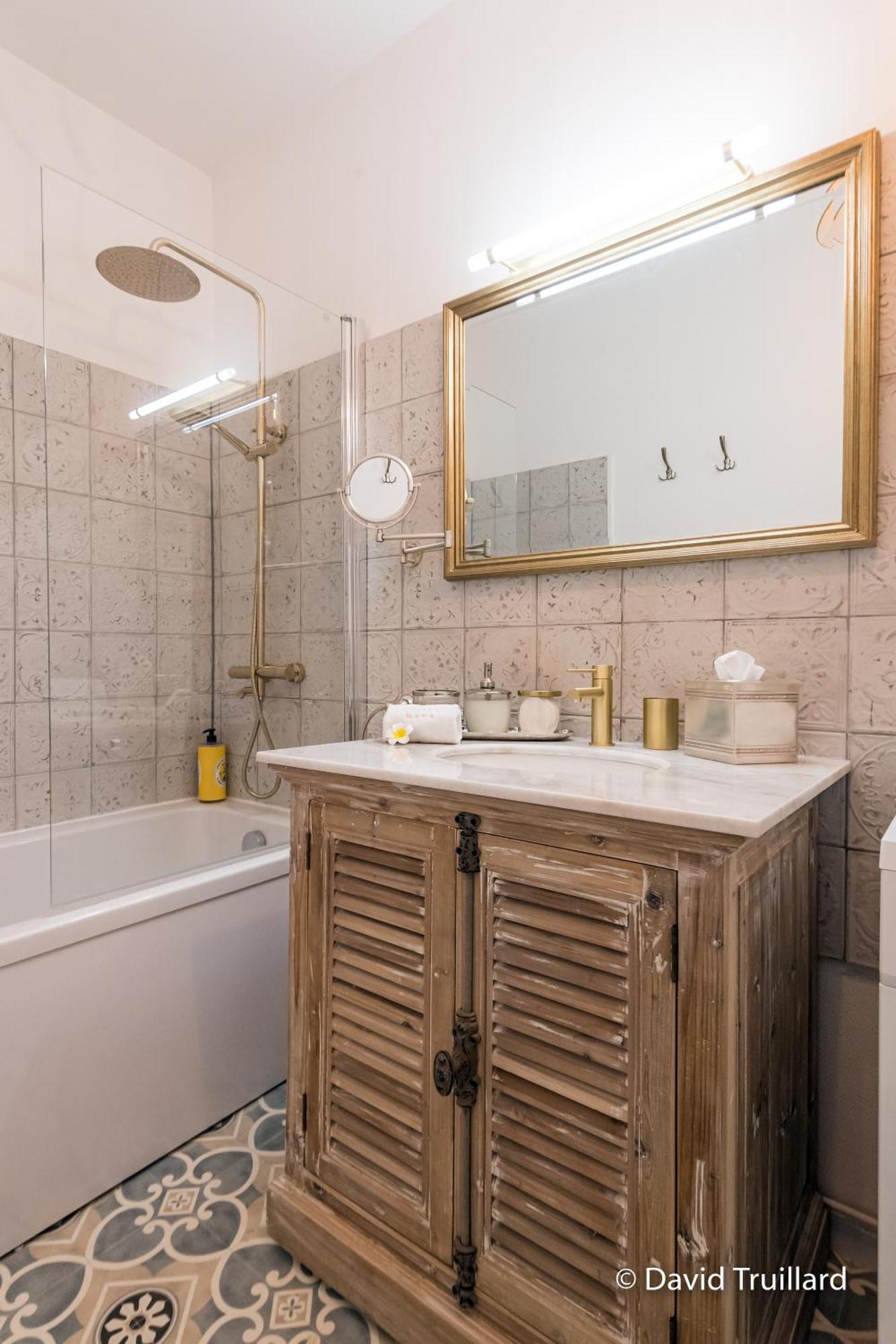 Apartment Mana - Mahana Avec Vue Superbe Sur La Place Ducale Et Parking Prive Inclus