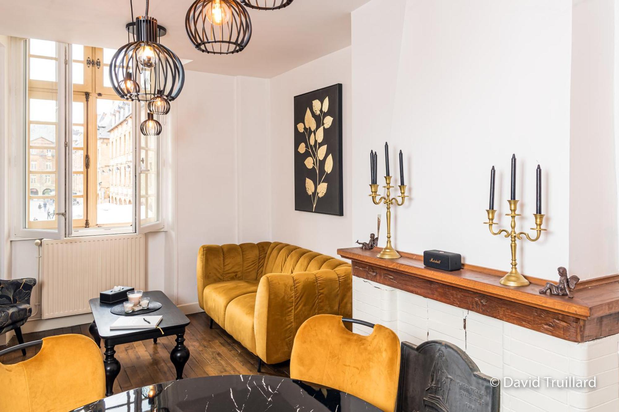 Mana - Mahana Avec Vue Superbe Sur La Place Ducale Et Parking Prive Inclus Apartment *