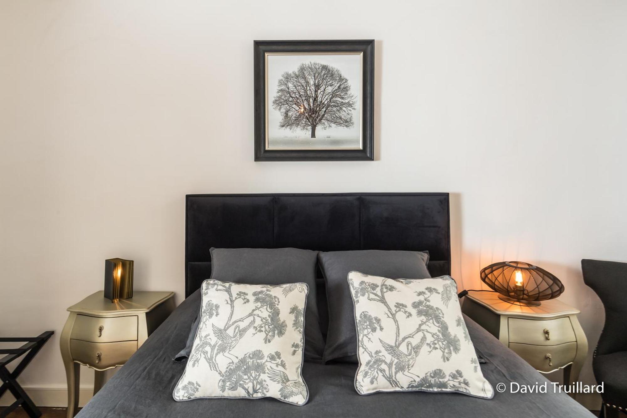 Mana - Mahana Avec Vue Superbe Sur La Place Ducale Et Parking Prive Inclus Apartment